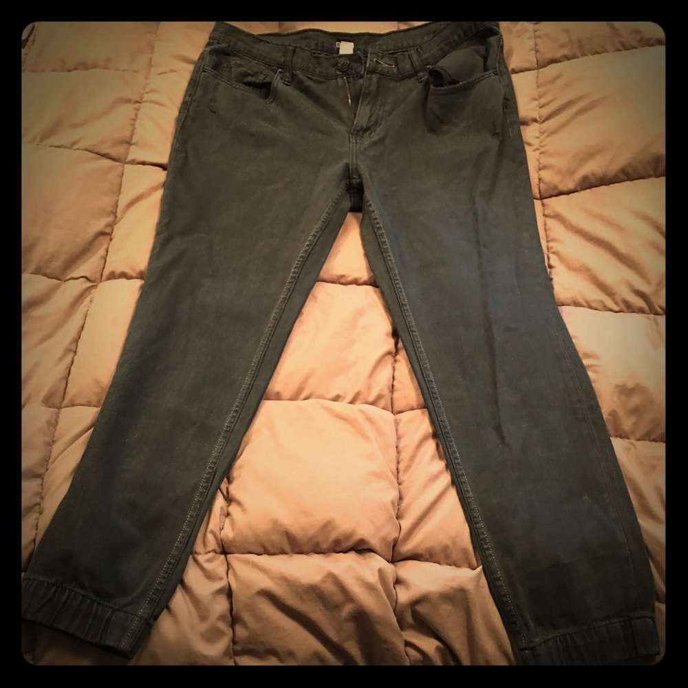BDG distressed black jeans